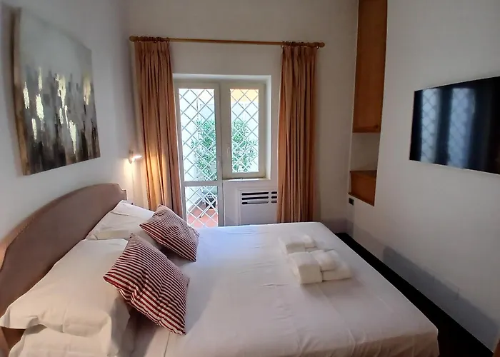 Апартаменты Elizabeth's Place Spanish Steps Рим